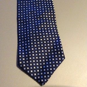 *4/$20 Bundle Deal Closet Cleanout Sale* Tommy Hilfiger 100% Silk Tie
